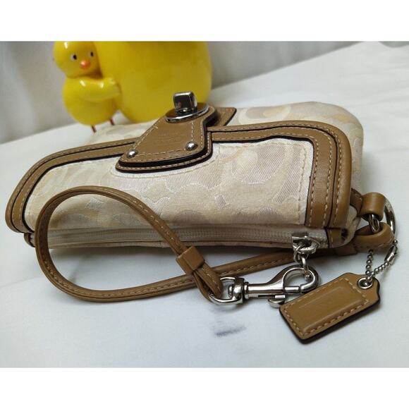 Coach Legacy Signature Beige Canvas Brown Leather Trim Flap Wristlet Coin Wallet - Picture 6 of 12